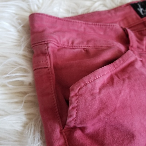 Distressed red trousers Kate McHale - Picture 2 of 5